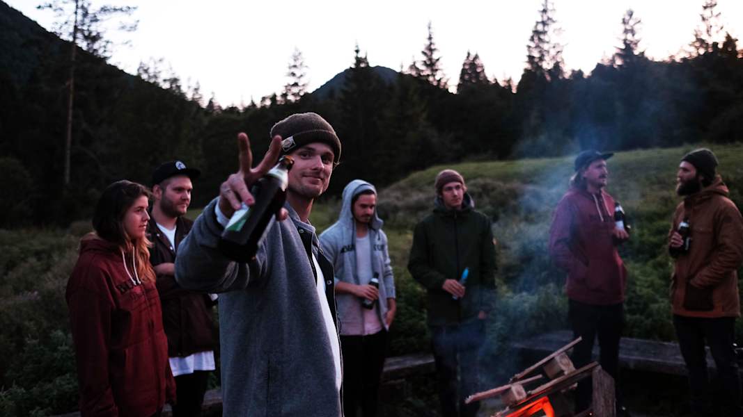 Vorabendstimmung im Burton-Camp in Lenggries