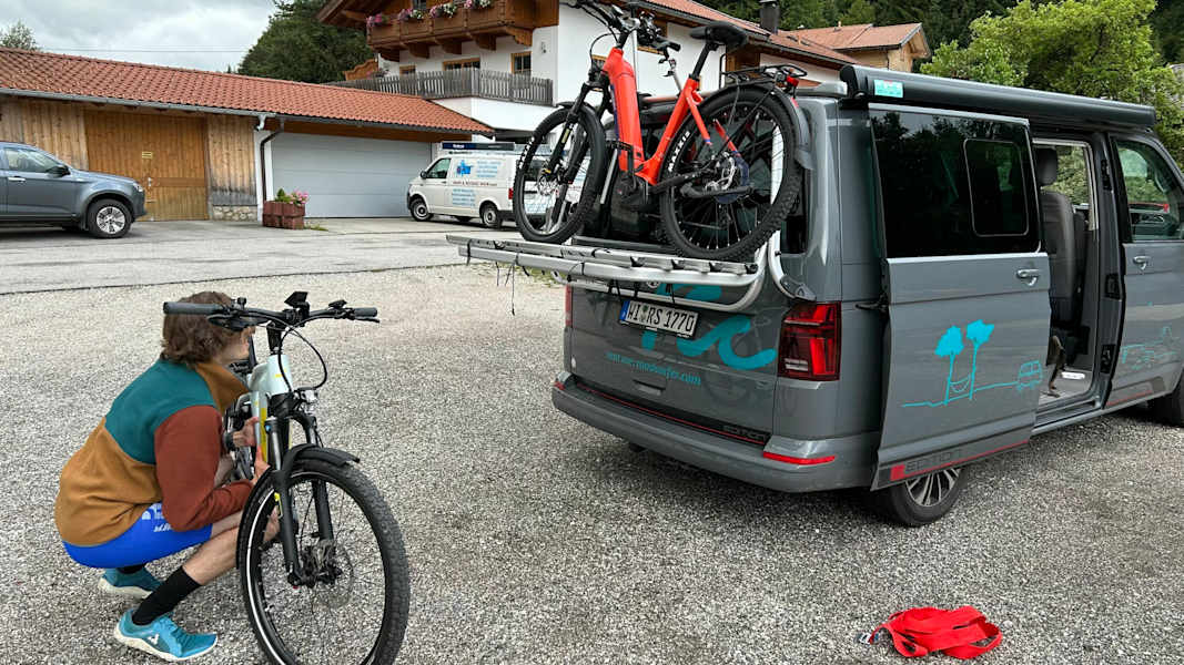 Fahrräder montieren