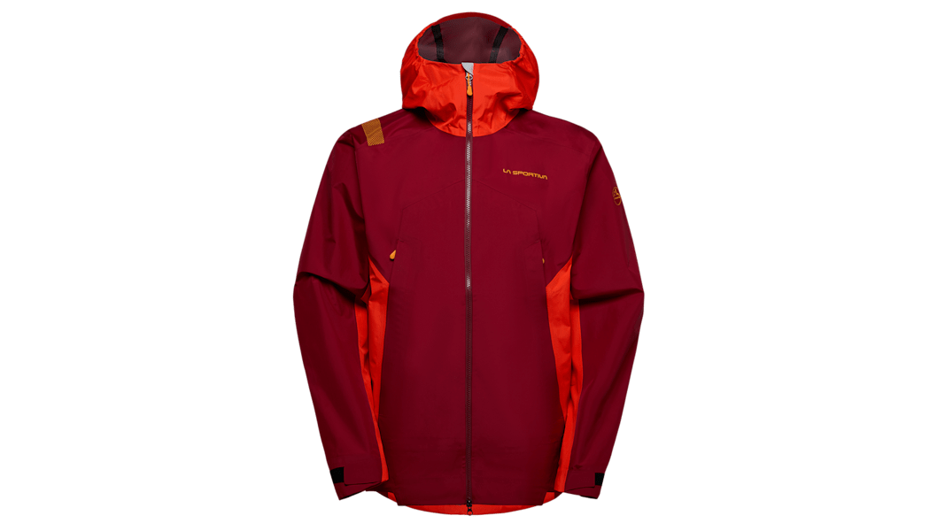 Die 3-Layer-Shelljacke von La Sportiva: Ein platzsparender Begleiter für die nächsten Gipfeltouren.