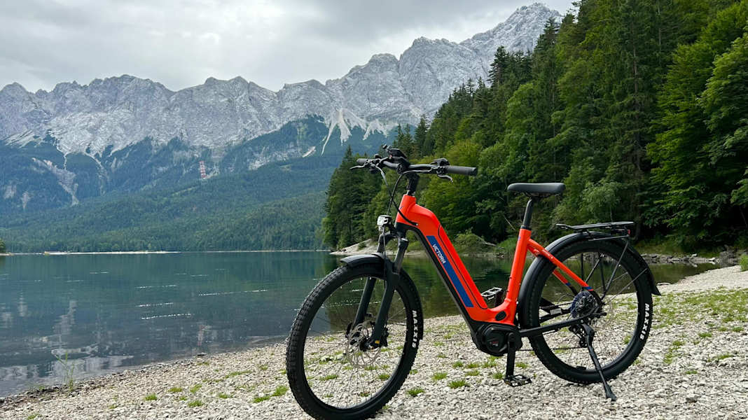 Fahrrad vor Eibsee