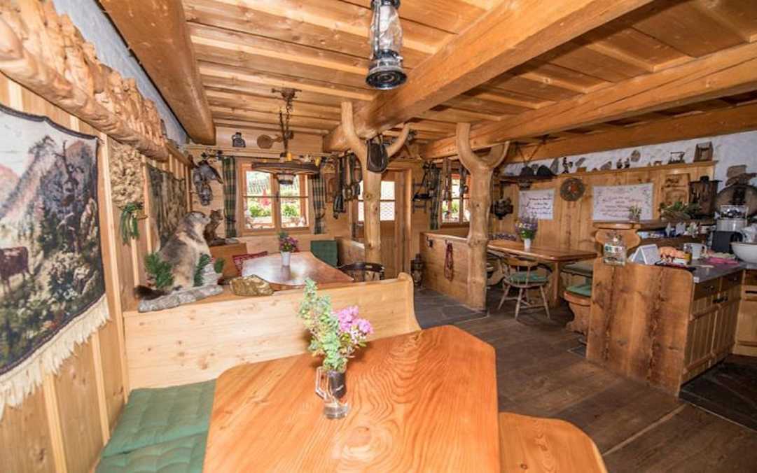 Die Gaststube der Pottingerhütte