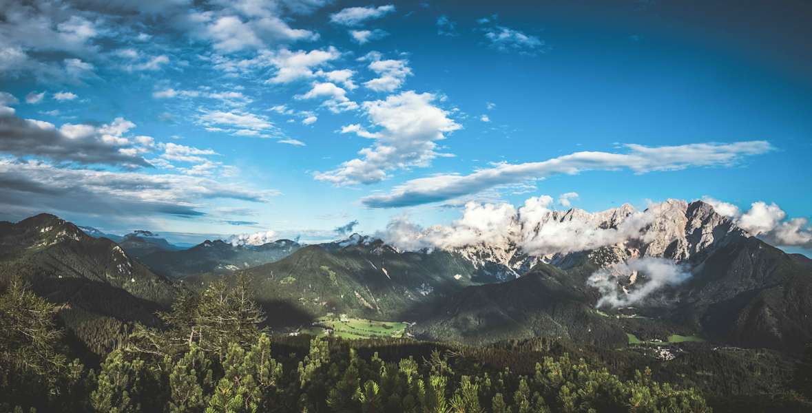 Bergsteigerdorf Jezersko Slowenien