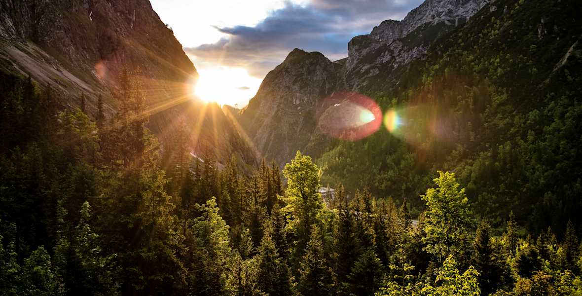 Zugspitze: 4 Jahreszeiten am höchsten Berg Deutschlands