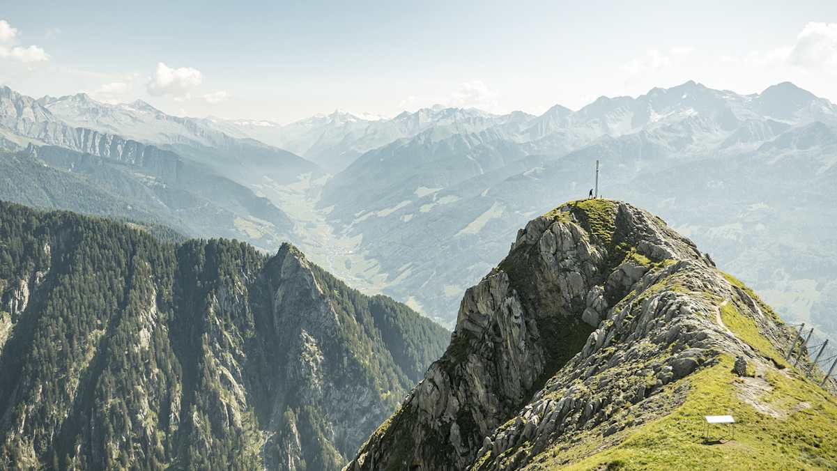 Majestätische Gipfel und frische Alpenluft machen die Region im Norden Südtirols zu einem Paradies für Naturliebhaber.