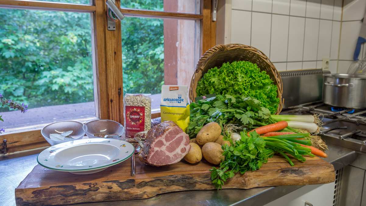 Frische Lebensmittel im Gauertalhaus
