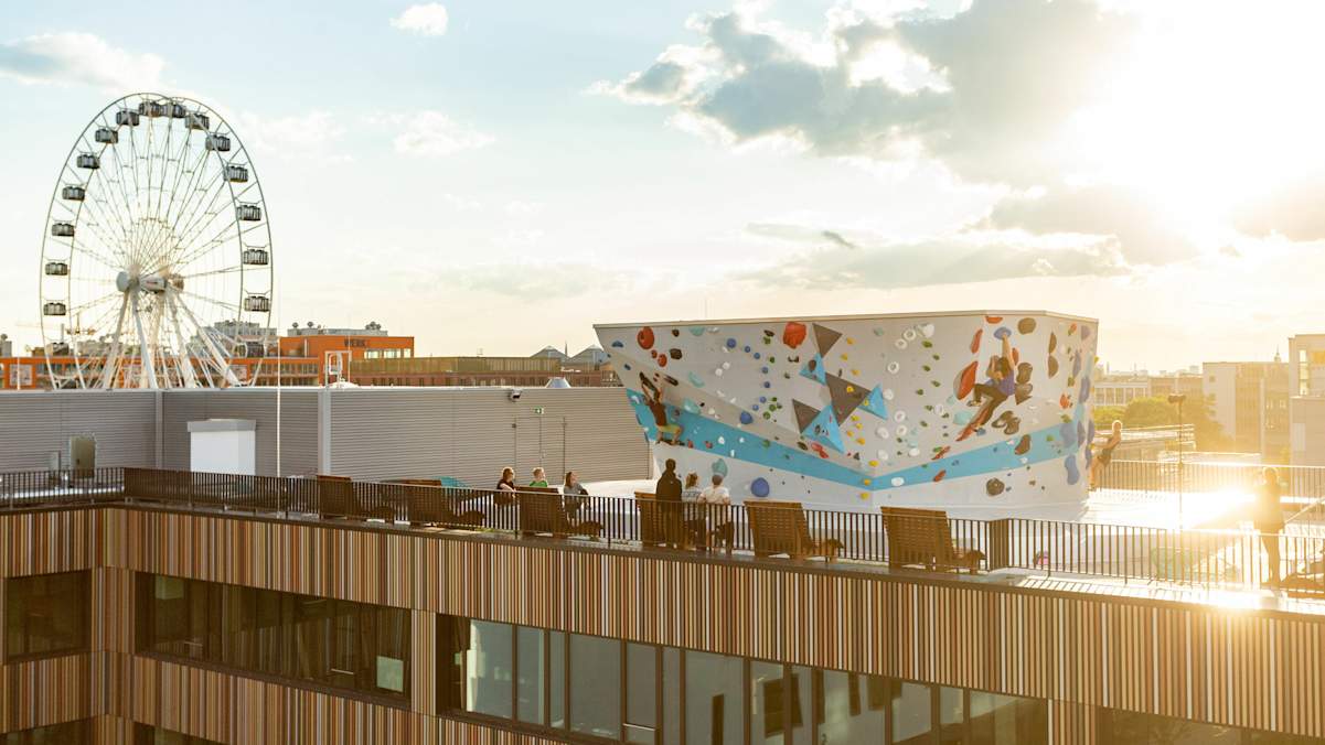 Das Rooftop der Boulderwelt München Ost
