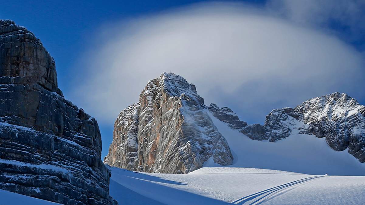 Wetterregel: Berg mit Hut