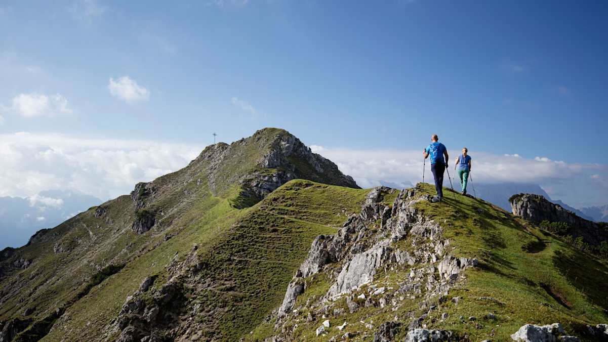 Für den Ausblick über Garmisch-Partenkirchen steigt man am besten auf den Kramerspitz.