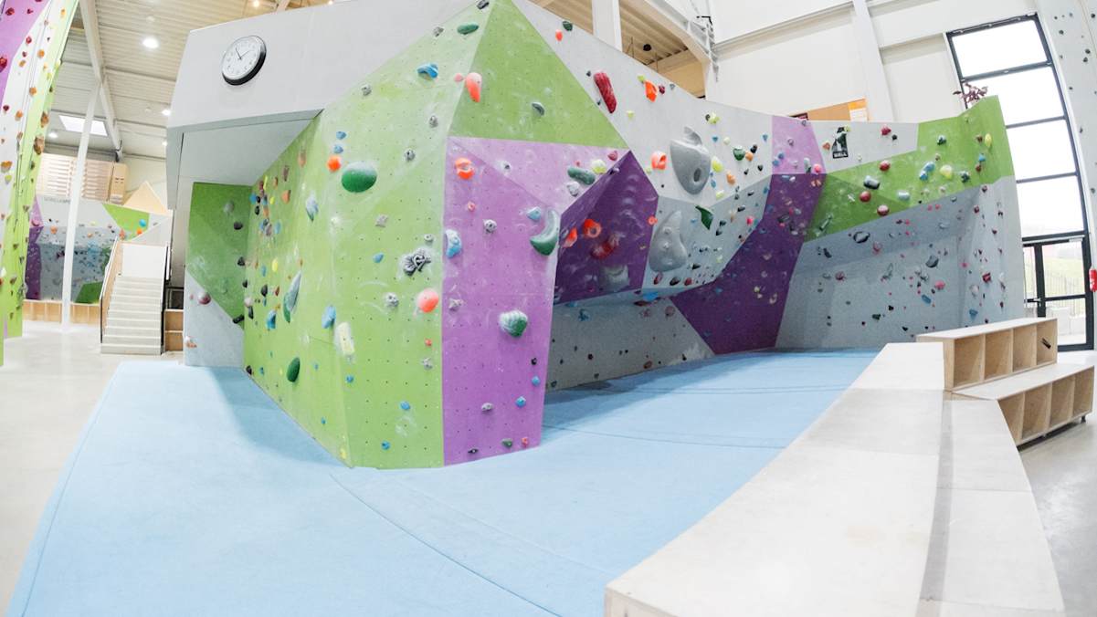 Im Kletterzentrum Saarlous findet man genügend Platz, um sich vollends auszupowern.