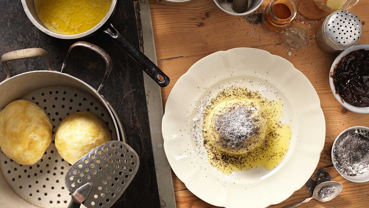 Germknödel mit Mohn