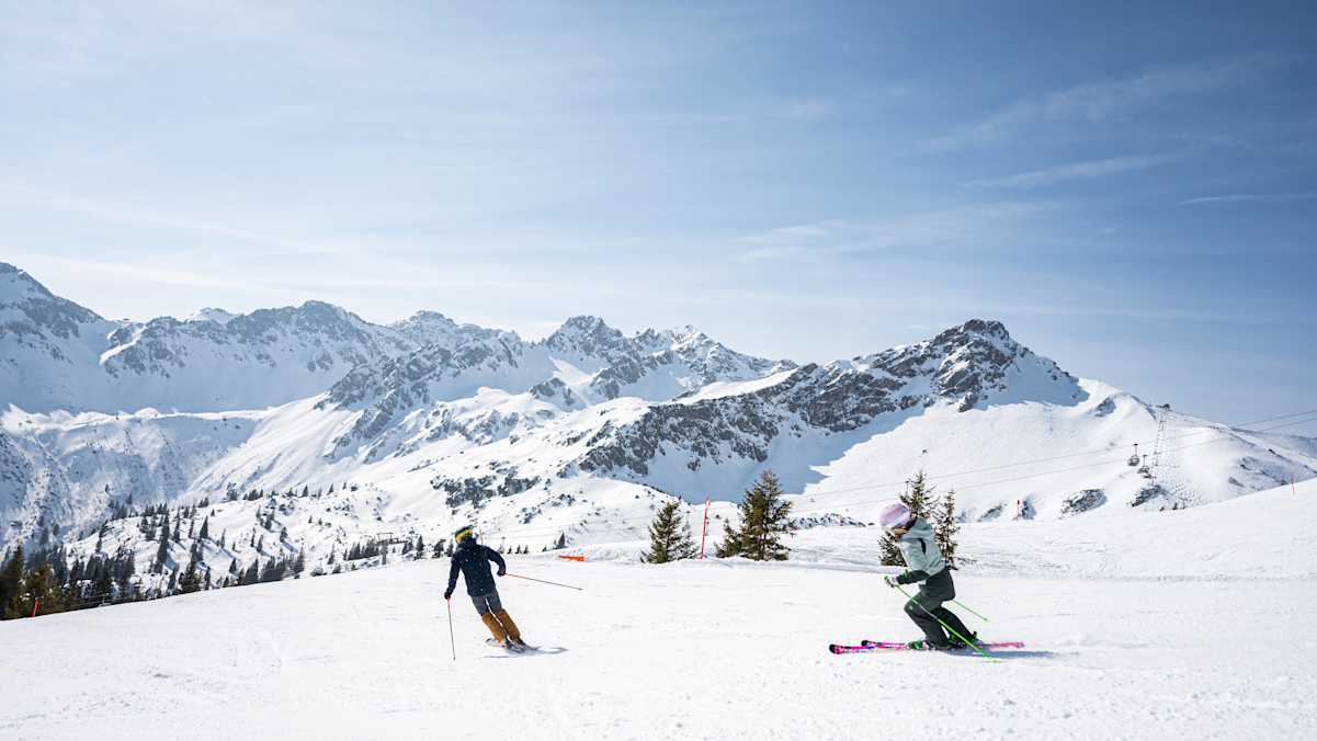 130 sonnige und bestens präparierte Pistenkilometer stehen in Oberstdorf zur Verfügung. 