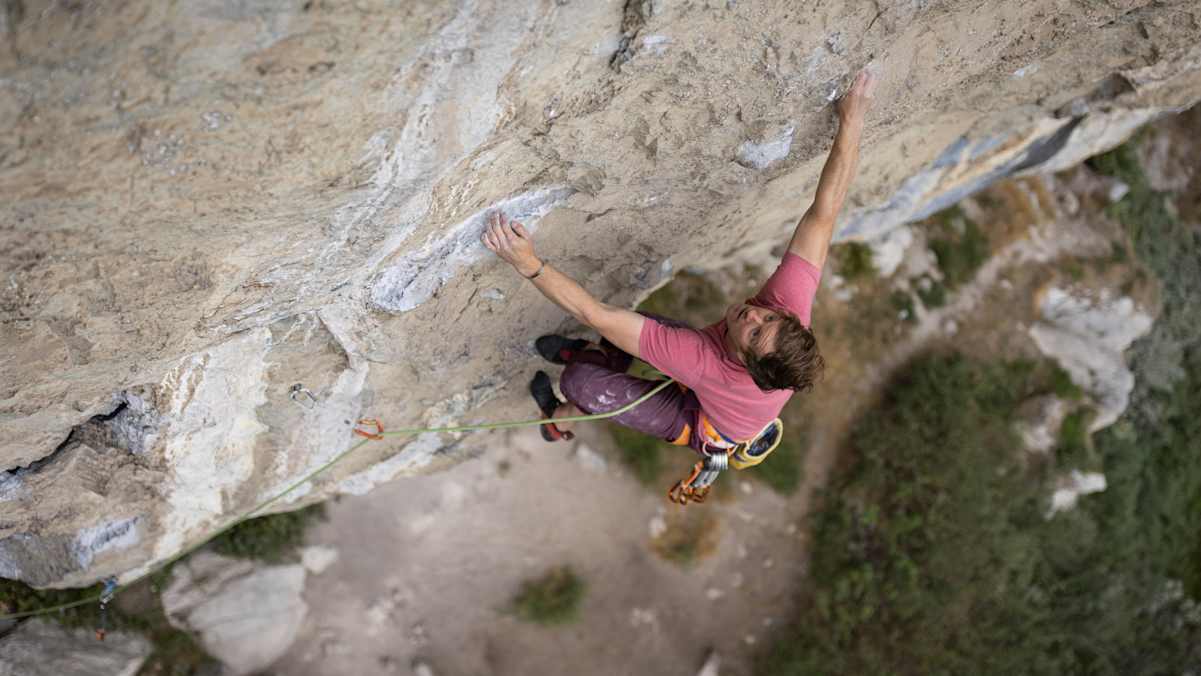 Beim Sportklettern am Fels braucht es nicht nur Technik, sondern auch Taktik