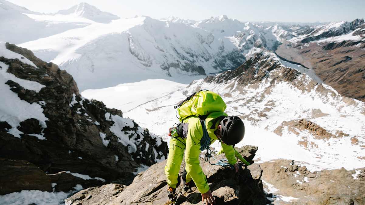 Bergwelten Hochtour Rucksack richtig packen Pitztal