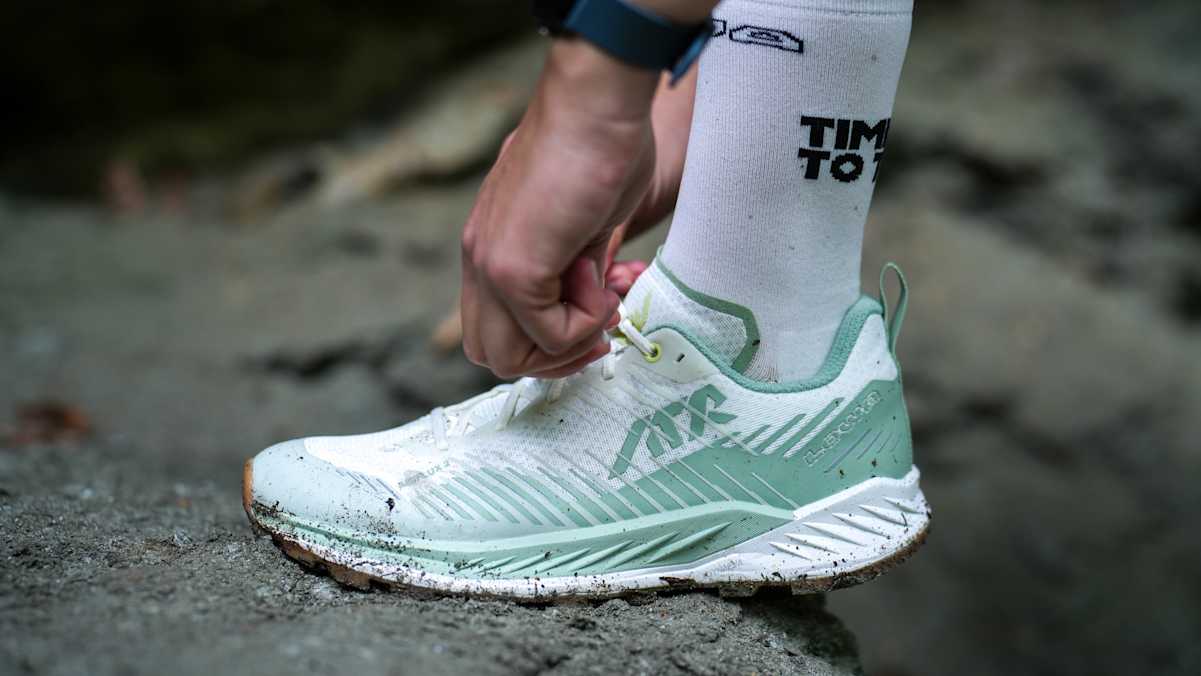 Der AMPLUX 2 von LOWA