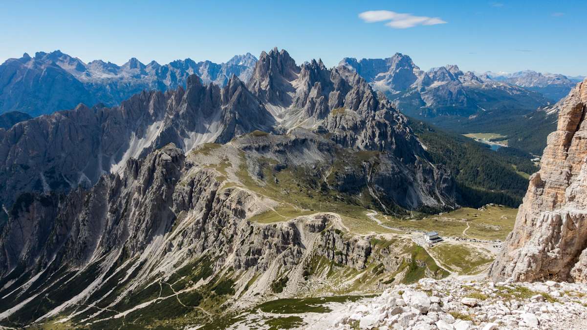 Am mittleren Terrassenband der Großen Zinne