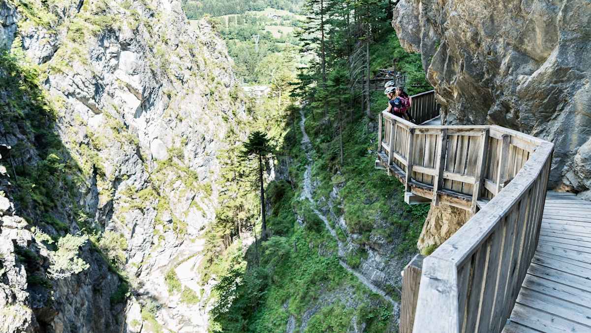 Die Galitzenklamm bietet unvergessliche Abenteuer für die ganze Familie.