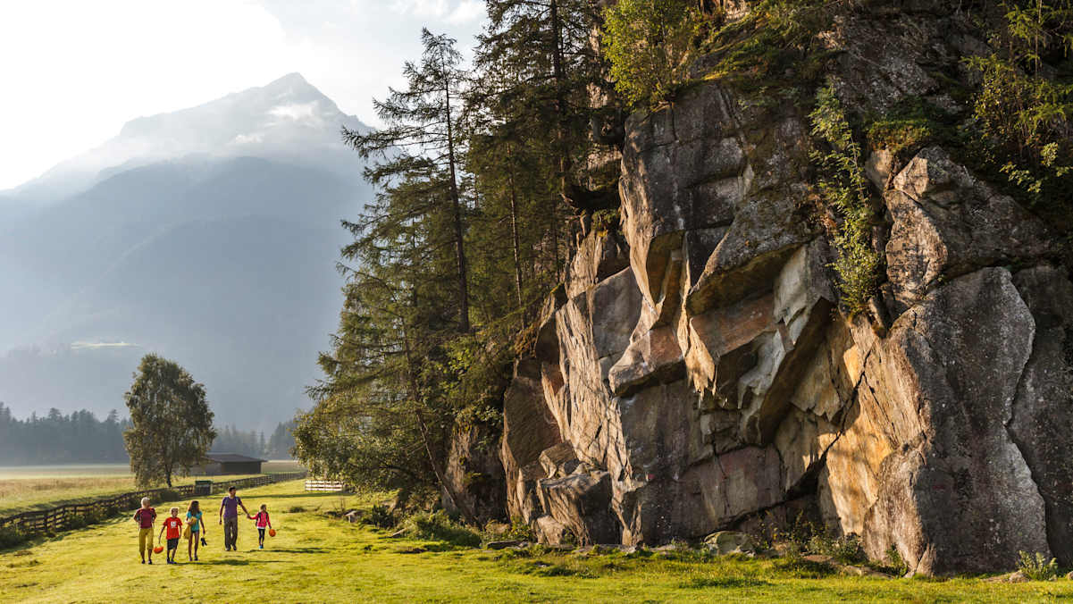 Familientraum in Stein: Klettergarten Oberried im Ötztal