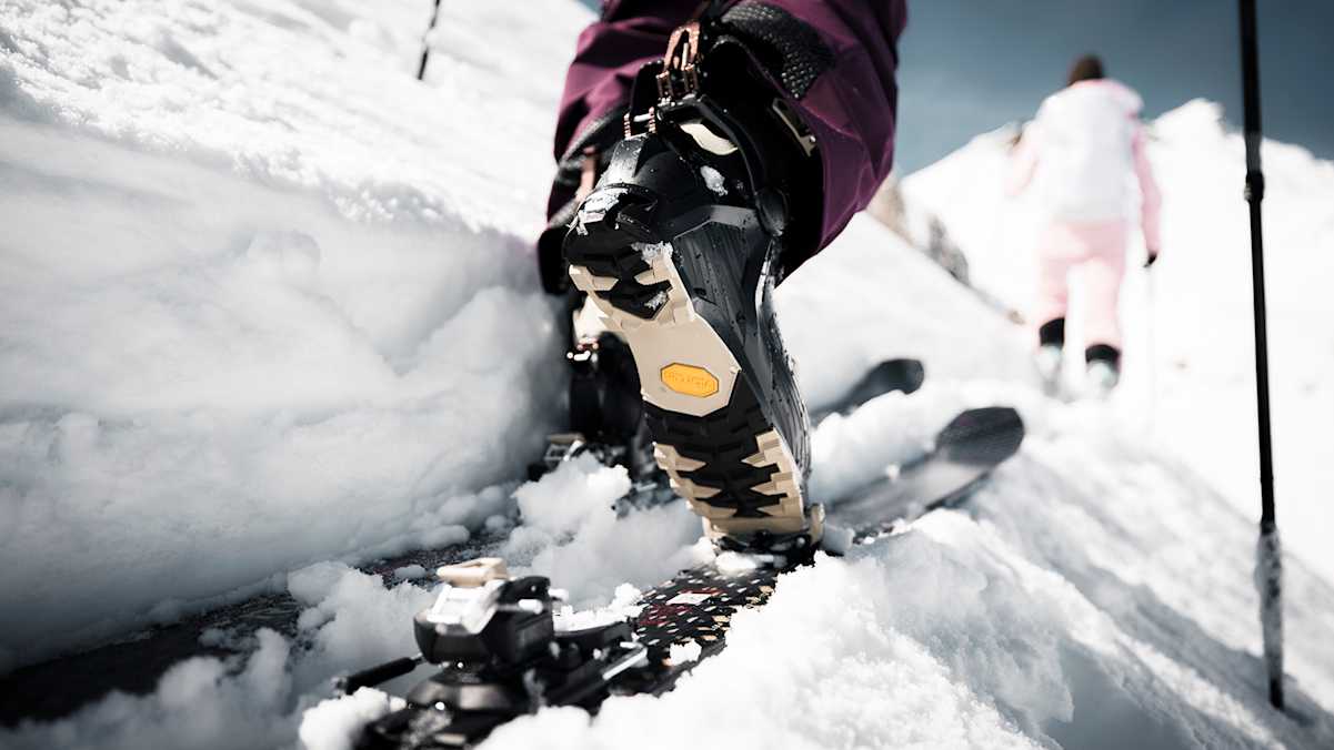 Die PIN-Bindungen von TYROLIA tragen den Namen „Almonte“, was so viel wie „zum Berggipfel“ bedeutet.