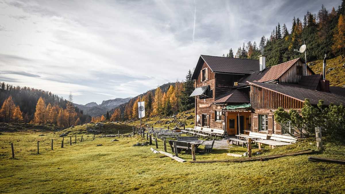 Herbststimmung auf der Hochmölbinghütte
