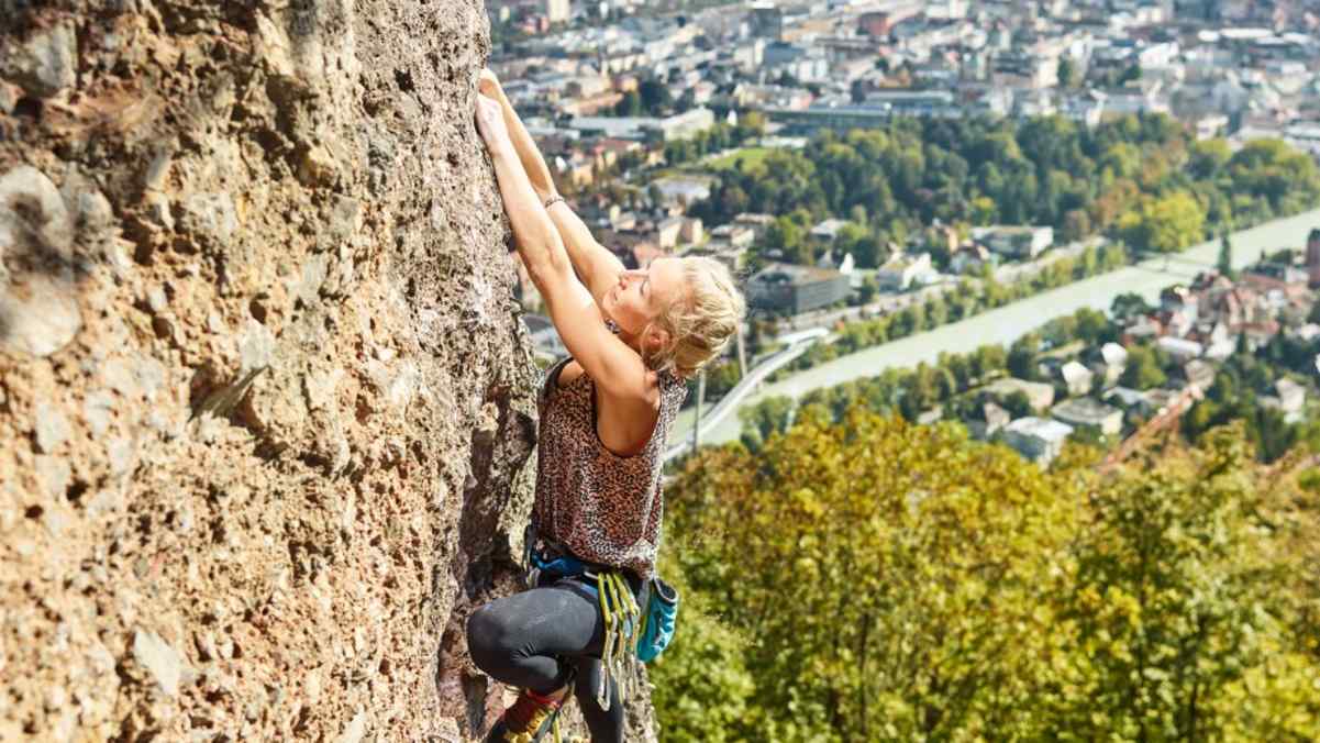Abhängen mit Aussicht auf Innsbruck: Höttinger Steinbruch