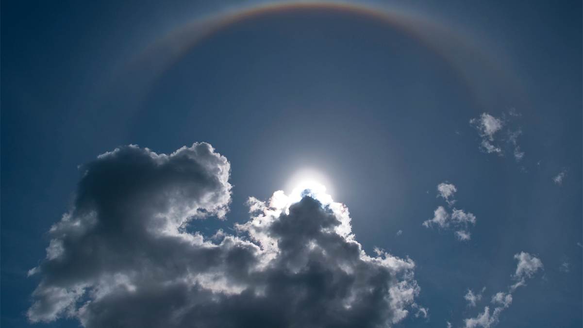 Wetterregeln: Halo um Sonne