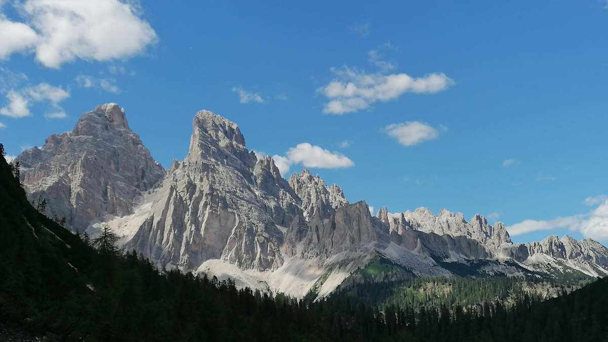 Im Reich der Dolomiten