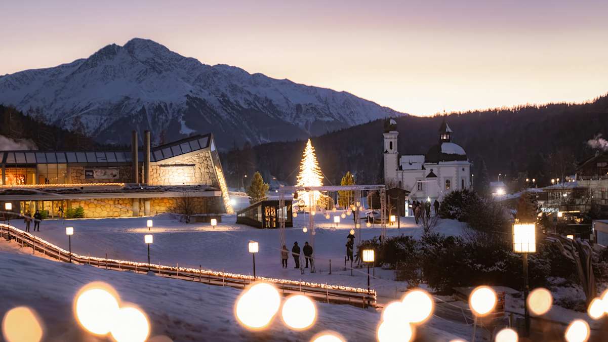 Der 100.000 Lichter-Weg in Seefeld bezaubert nicht nur zur Weihnachtszeit.