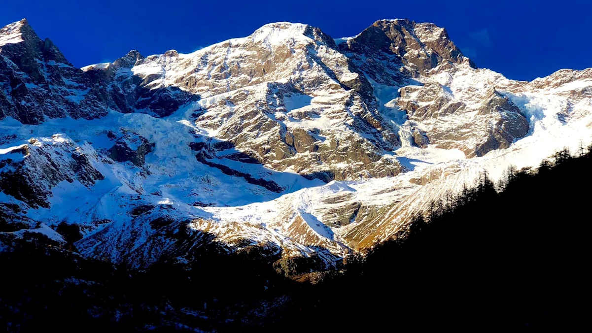 Möglichkeiten für Hochtouren gibt es hier genug – im Bild der Monte Rosa