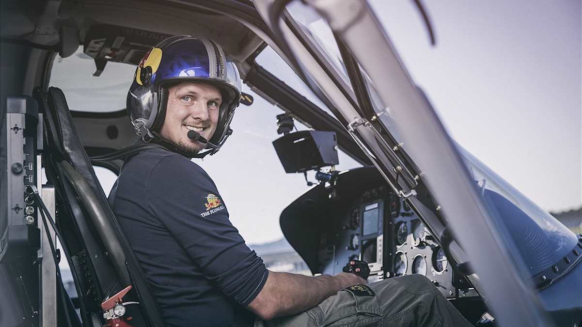 Thomas Morgenstern im Hubschrauber