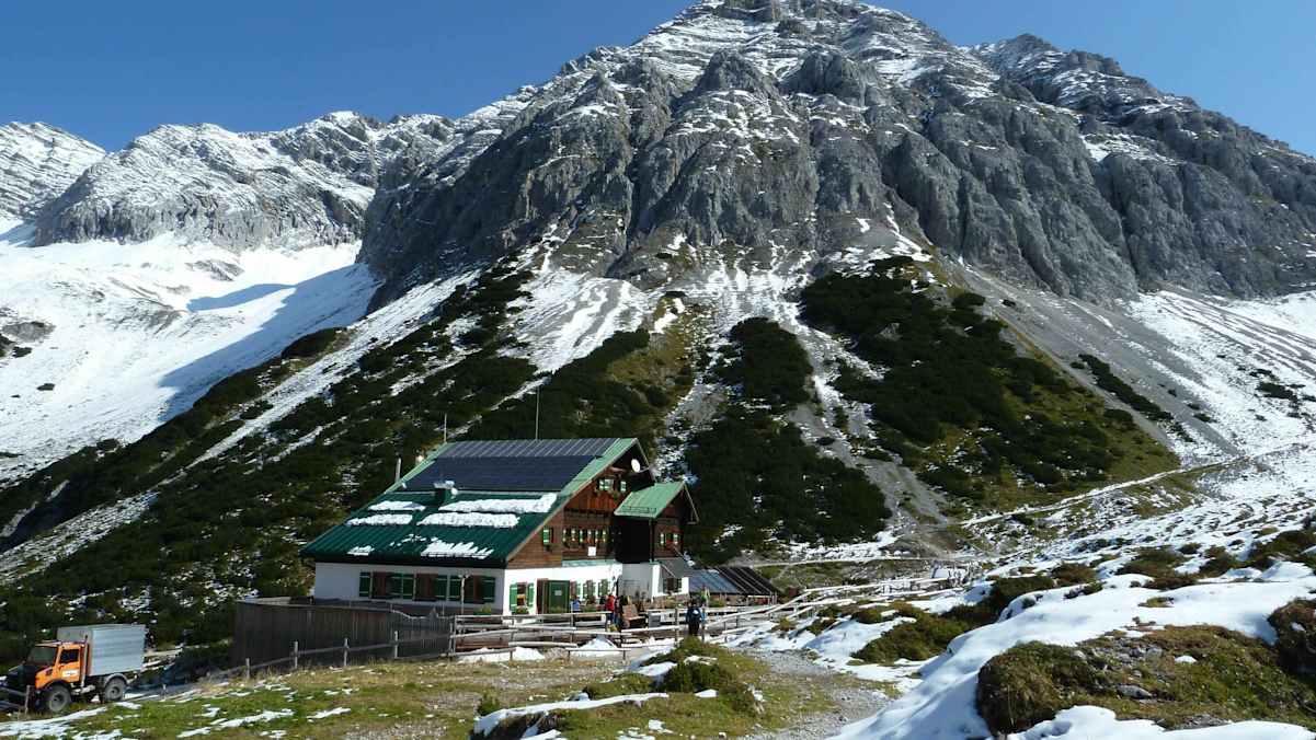 Die Pfeis-Hütte im Karwendel