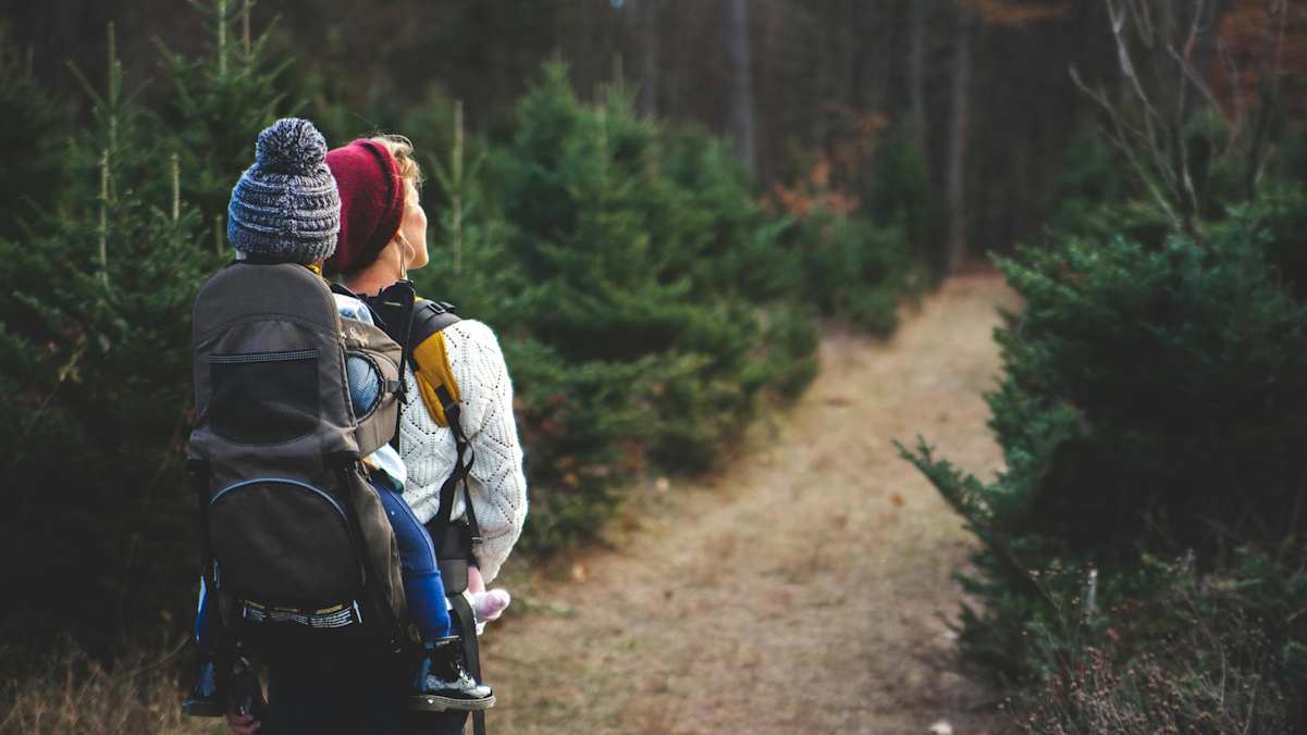 Kleine und große Abenteurer gehen mit einer Erste-Hilfe-Box immer auf Nummer sicher.