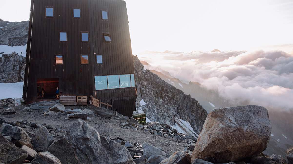 Schwarzensteinhütte