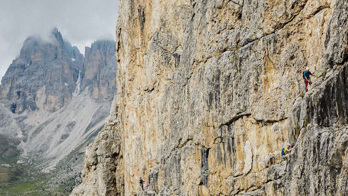 Die Kletterer in der Wand.