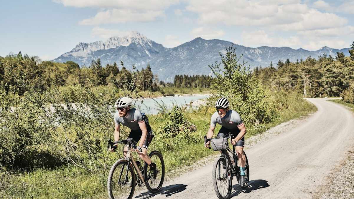 Mit dem Gravelbike kann man den gesamten Lauf des Lechs im Tiroler Lechtal an einem Tag abradeln.
