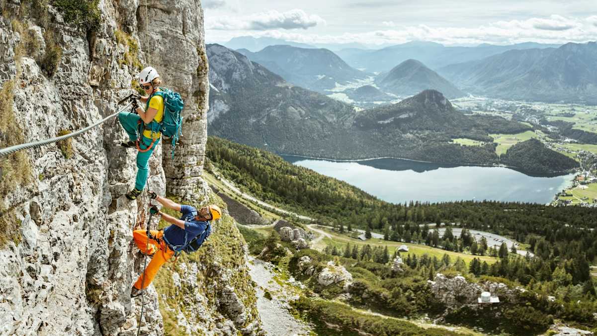 Die Kletterer beim Start des Klettersteiges.