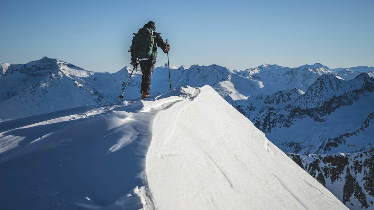 Egal ob für Experten oder Einsteiger – in Osttirol ist für alle die richtige Skitour dabei. Hier am Bösen Weibl.