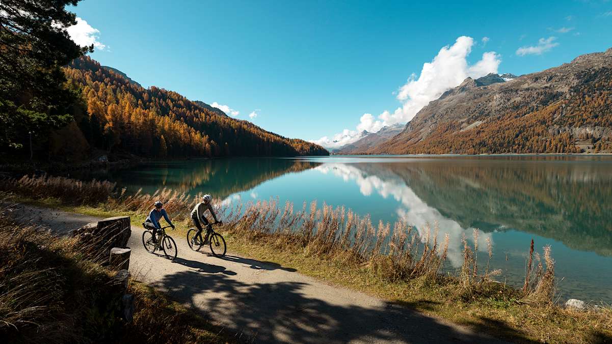 Zwischen Bergseen und Wäldern zeigt sich der Inn-Radweg von seiner schönsten Seite.