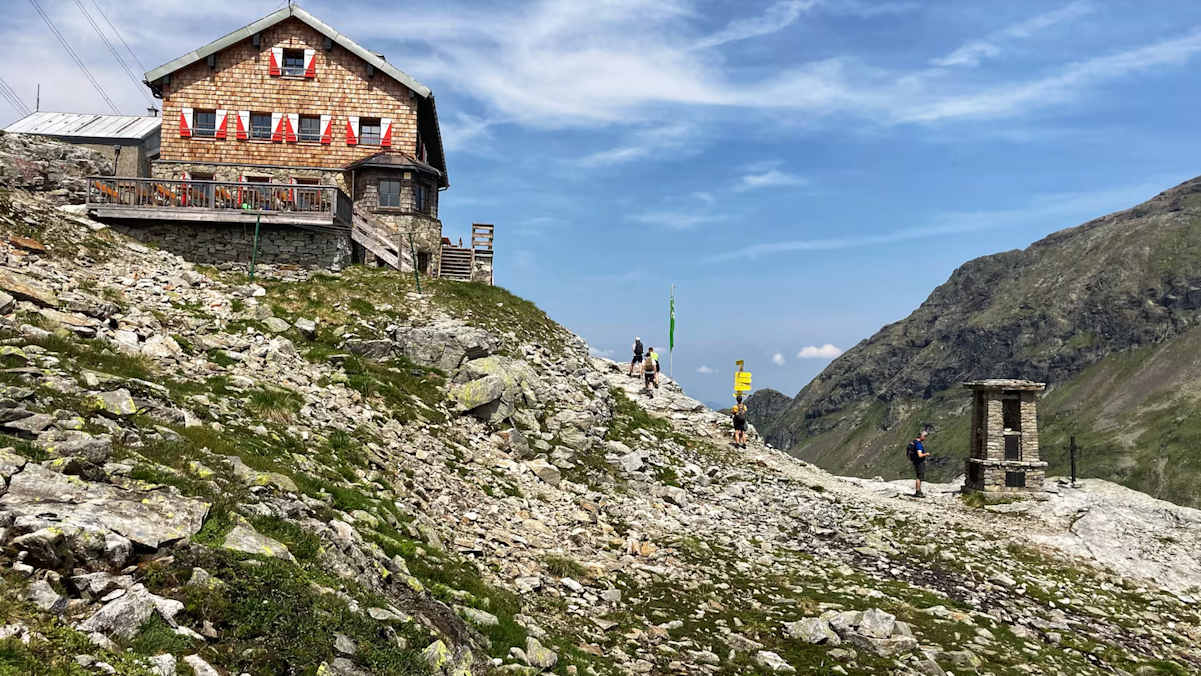 Die St. Pöltner Hütte befindet sich am Felbertauern.