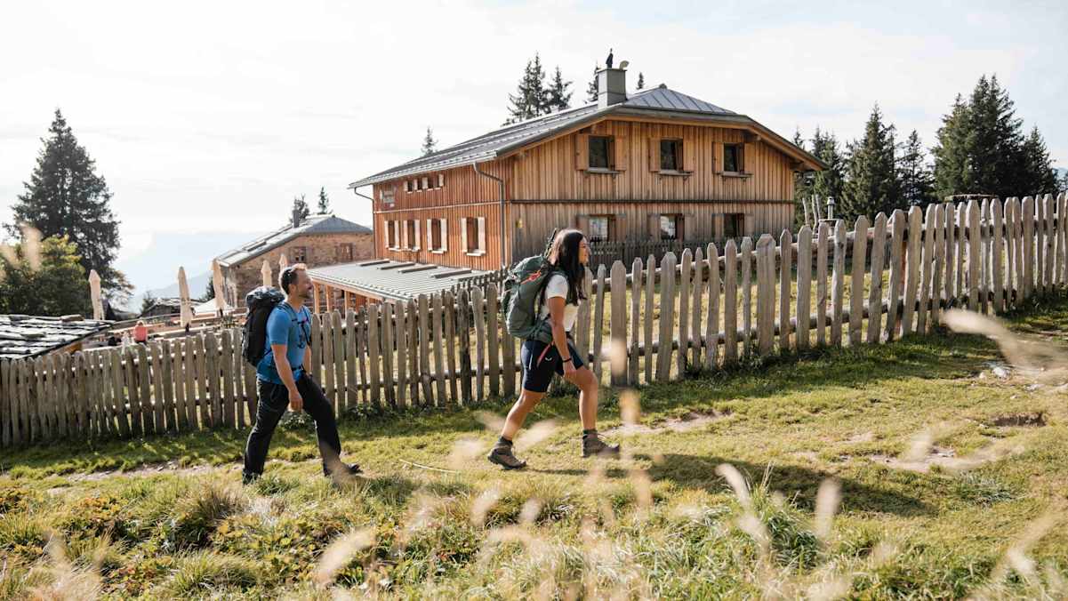 Das Hochganghaus liegt auf der Runde rund um die Spronser Seenplatte.
