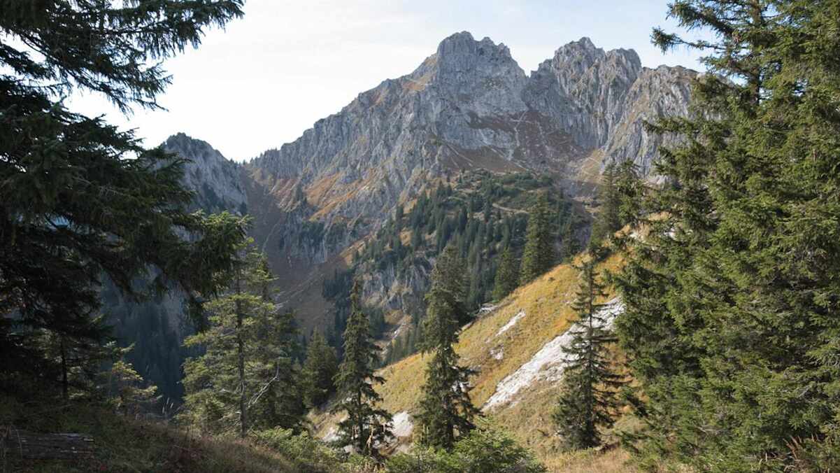 Blick auf die formschöne Klammspitze