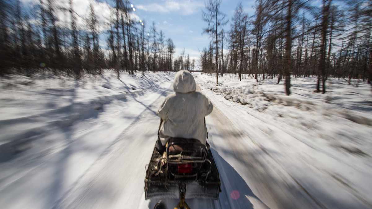 Fahrt durch das ostsibirische Gebirge