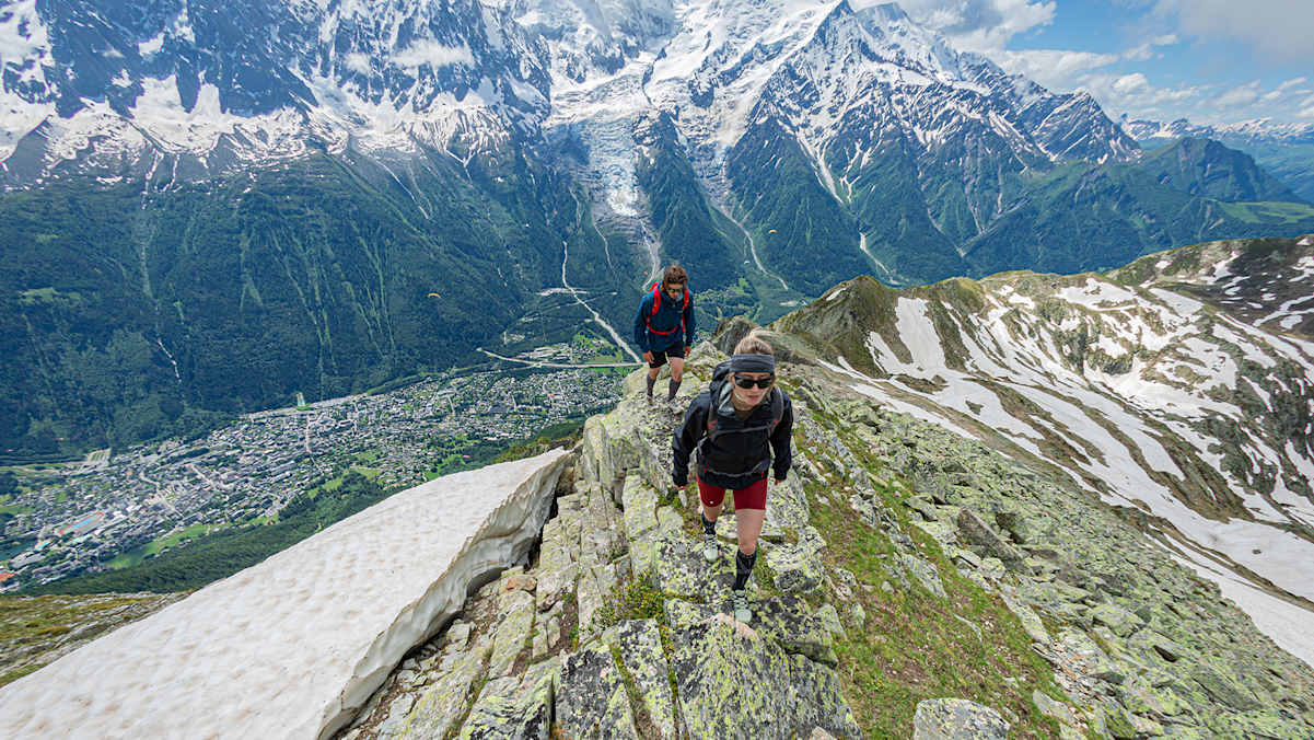Auch nach der Tour wirksam: Kompressionssocken unterstützen die Regeneration und beugen Muskelkater vor.