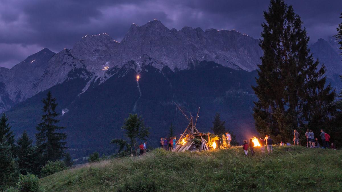 Johannifeuer in Grainau