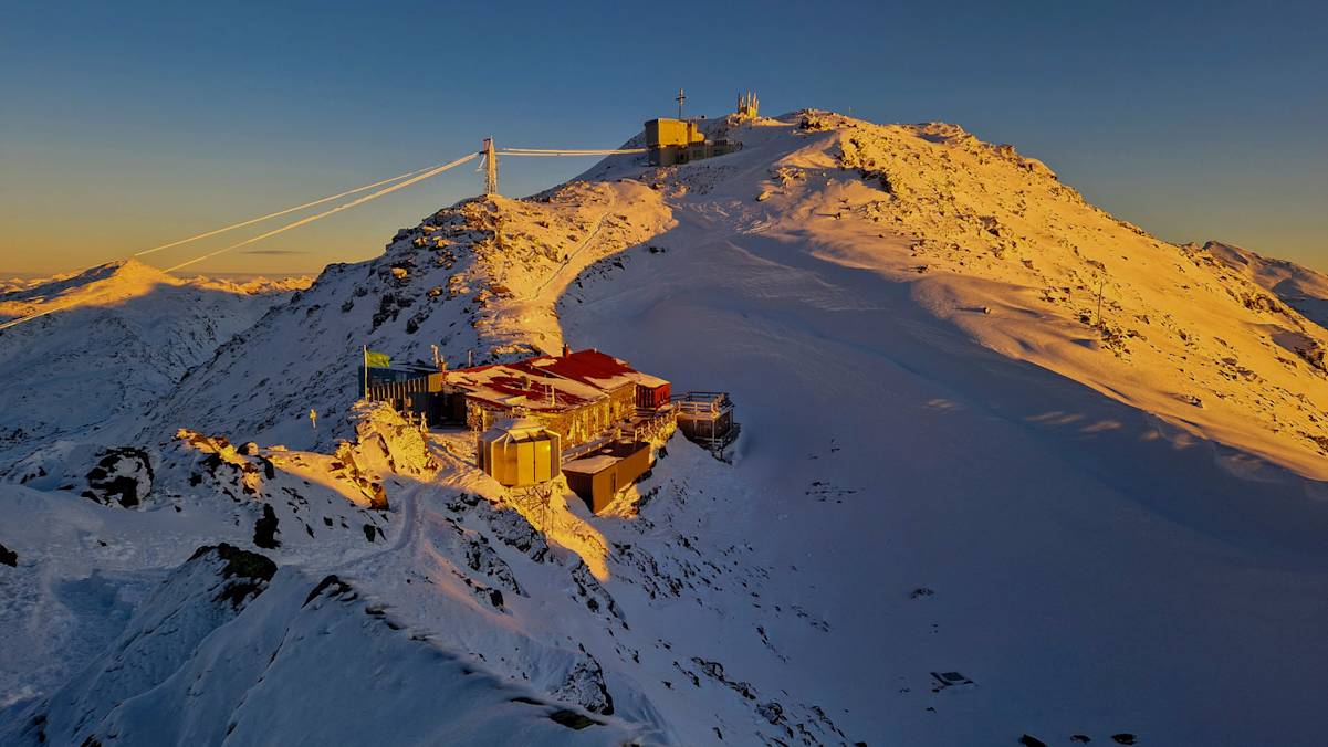 Die Glungezer-Hütte im Winter