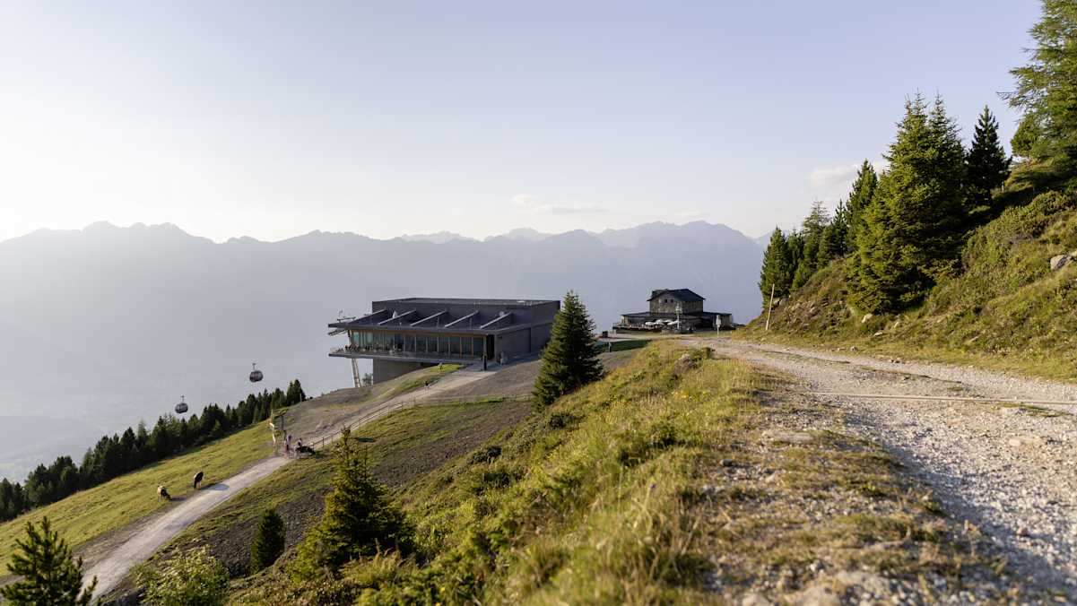Blick auf "Das Kofel" und das Patscherkofel Schutzhaus