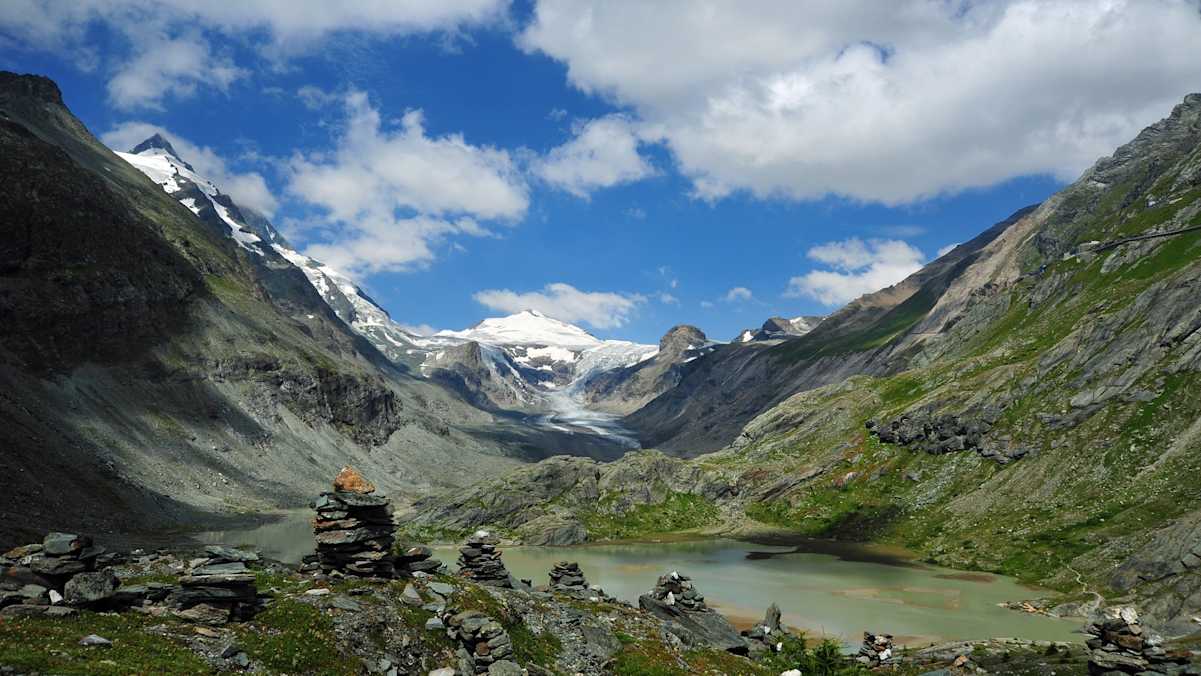 Steinmännchen als stille Wächter, Sandersee in der Glocknergruppe