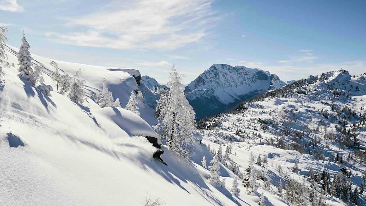 Powder-Abfahrt am Nassfeld