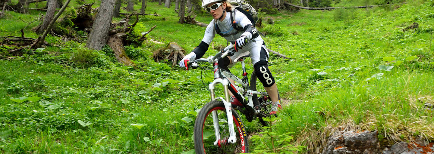 Maria Sendlhofer-Schag beim Mountainbiken