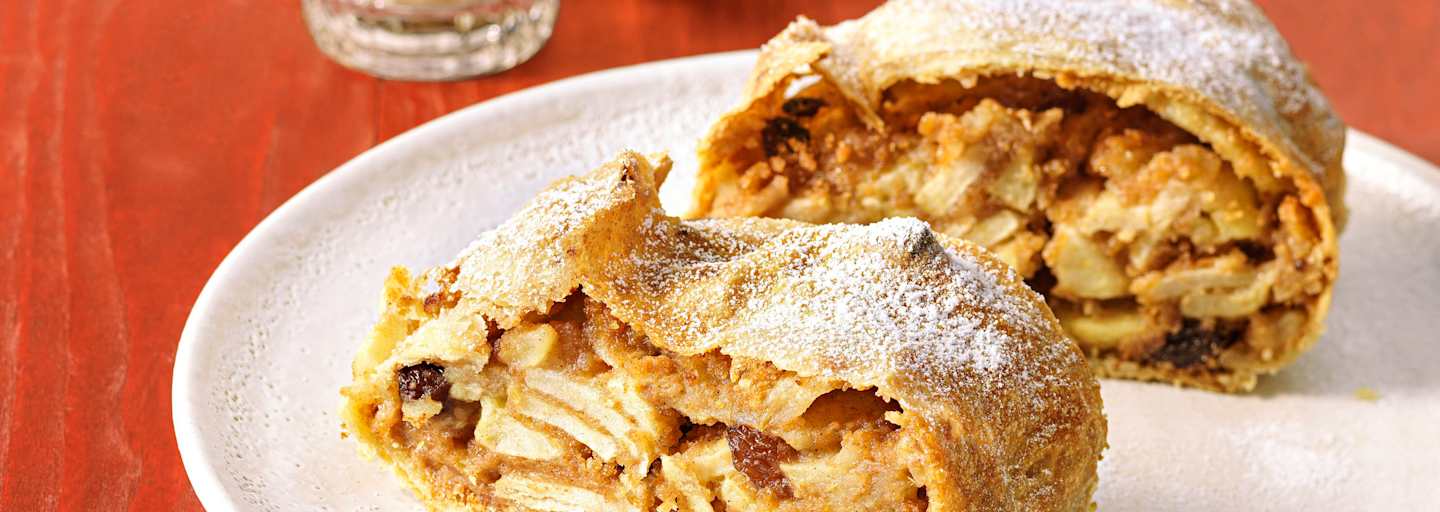 Apfelstrudel von der Breithornhütte