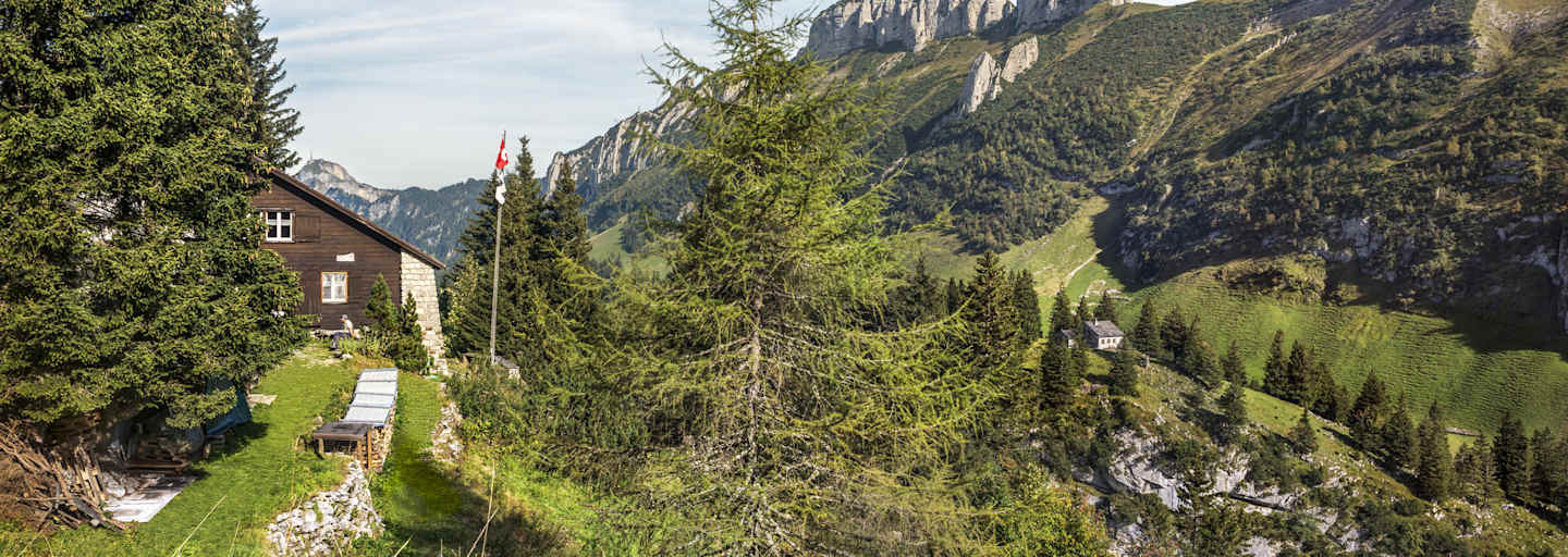 Die Hundsteinhütte (1.554 m) in den Appenzeller Alpen